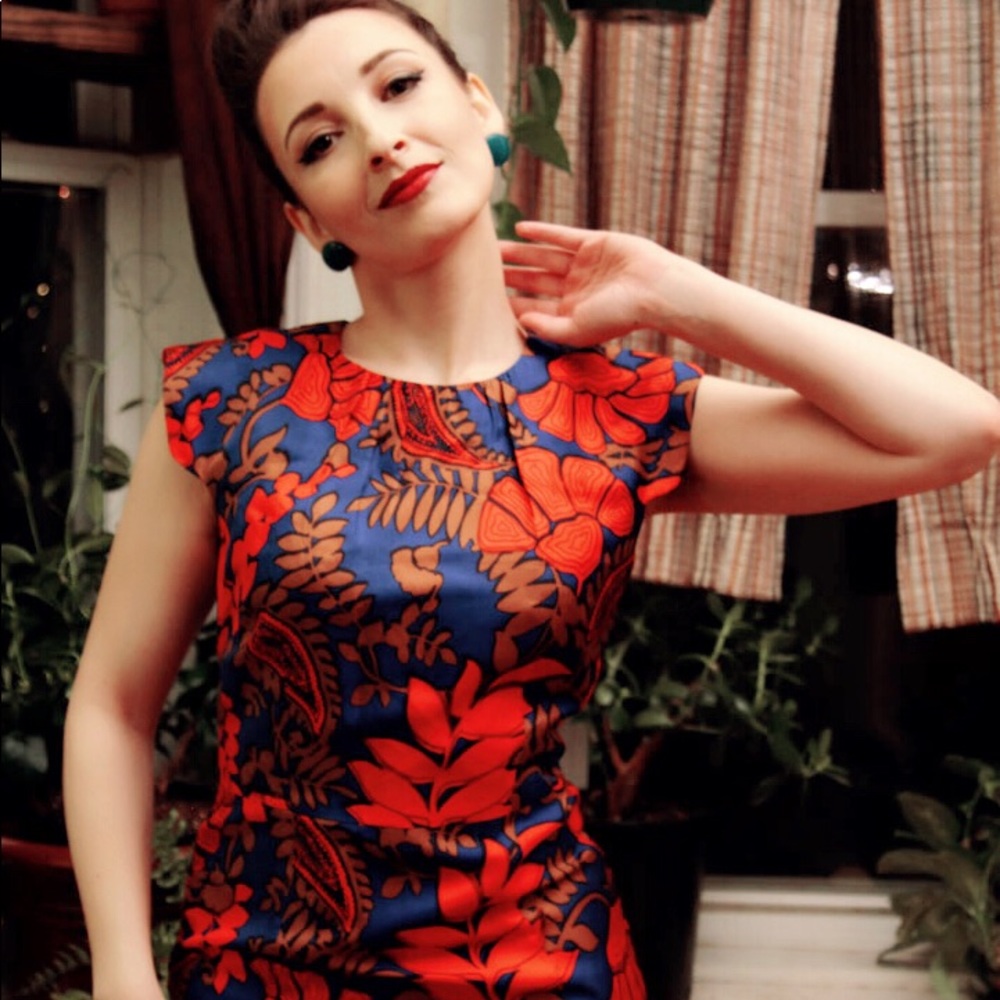 GORGEOUS silk vintage inspired floral dress
